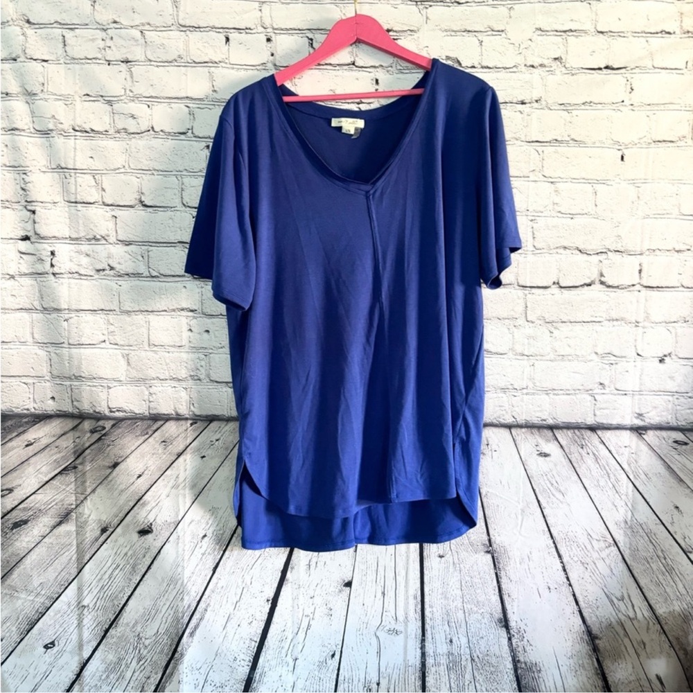 SIMPLY NOELLE. Blue tunic. Size L/XL